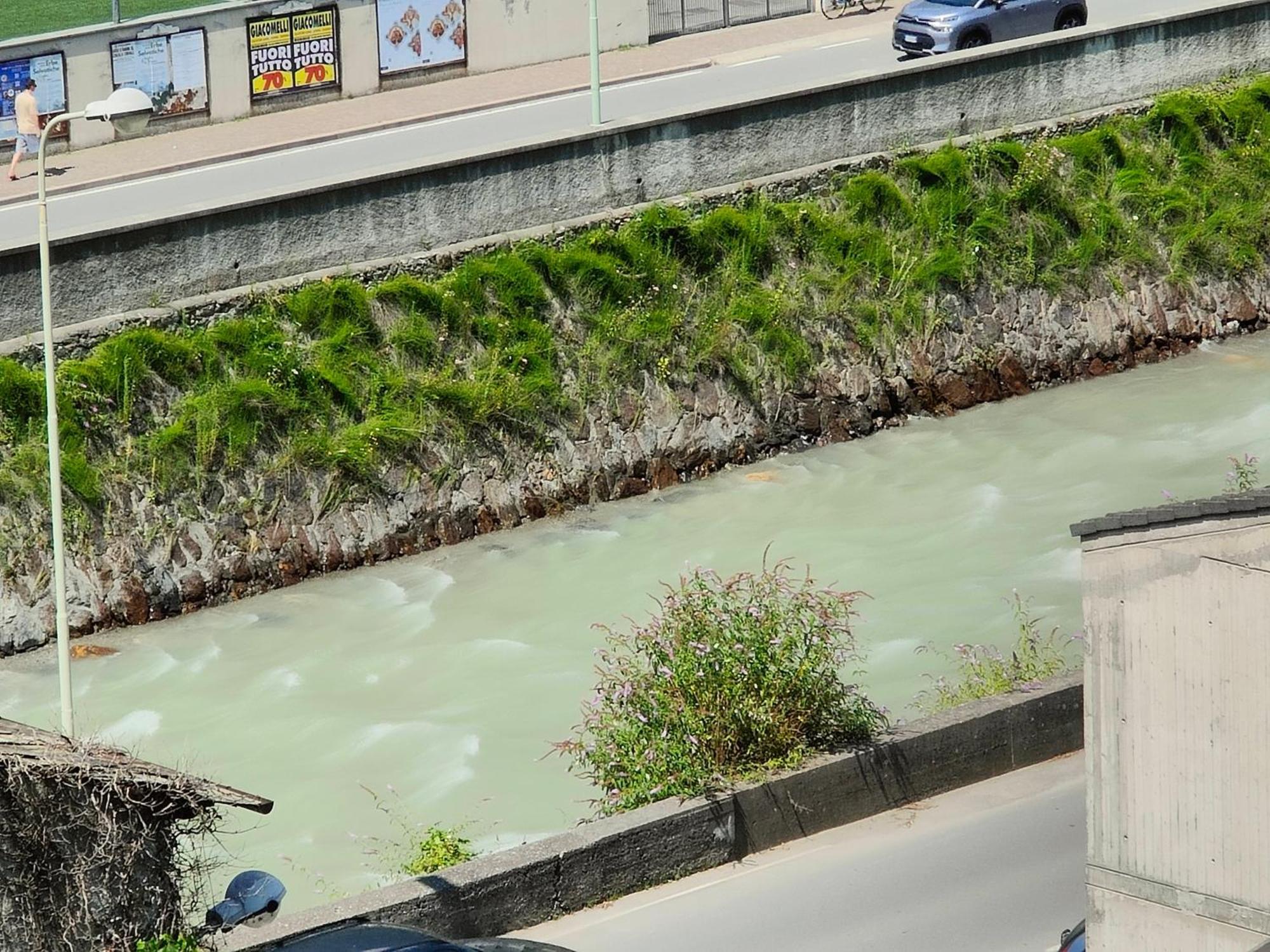 Alfiume B Apartment Tirano Luaran gambar